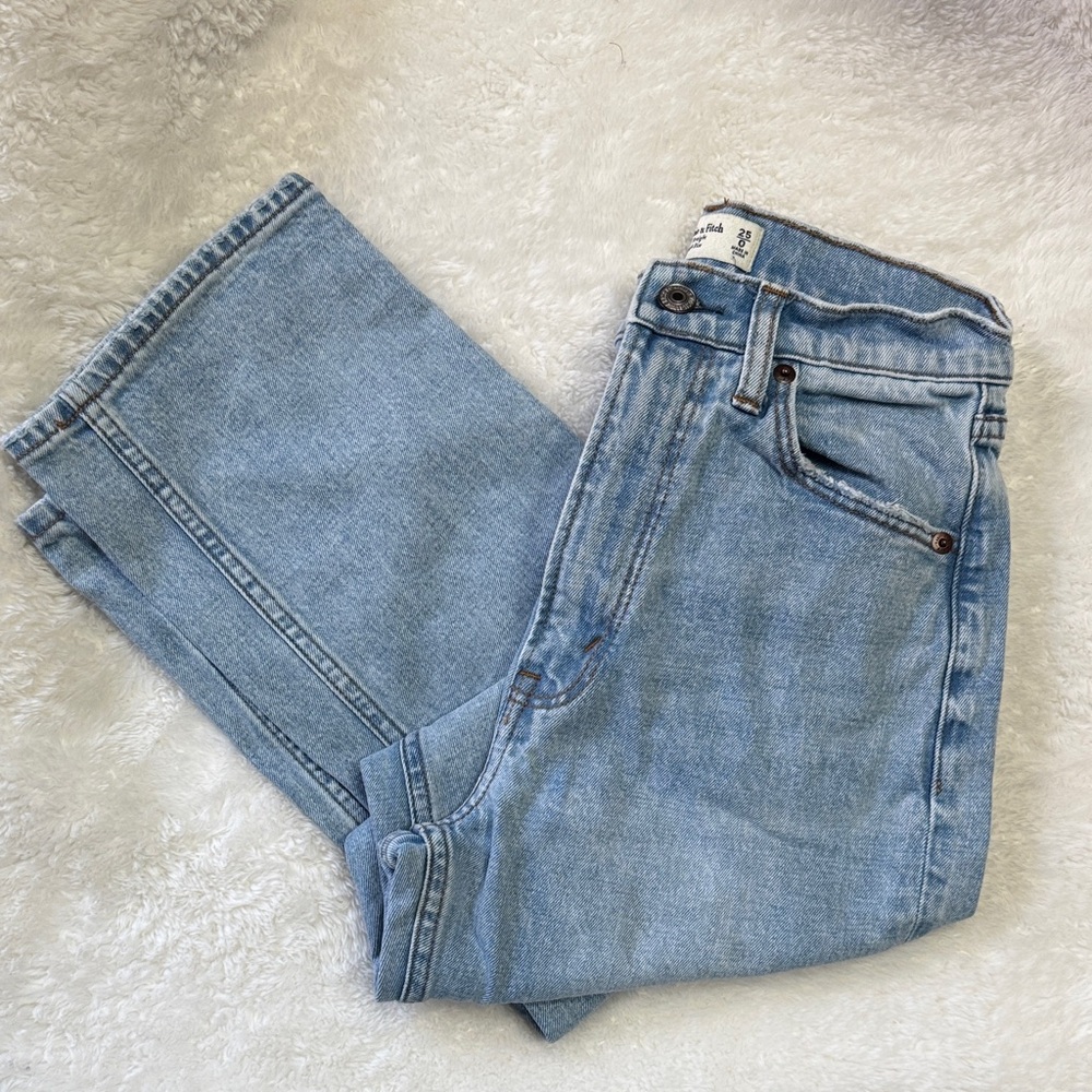 Abercrombie & Fitch The Ankle Straight 25 R